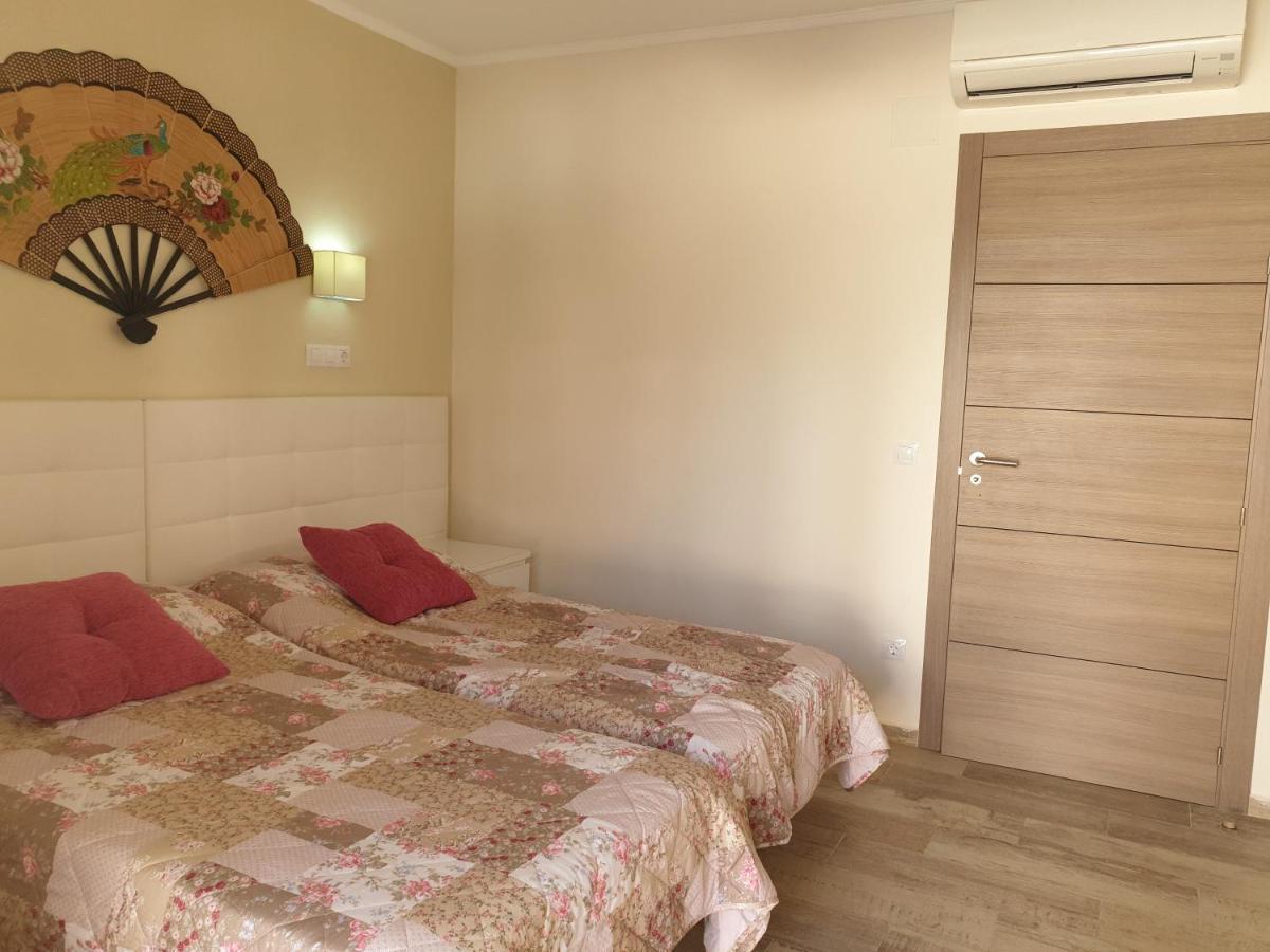 Villa Irena Dénia Buitenkant foto